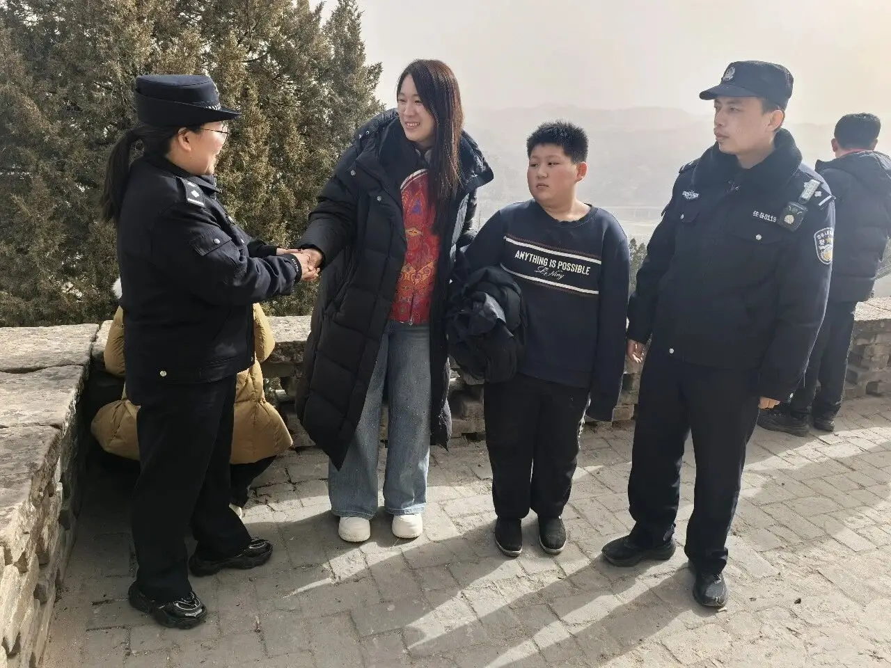 佳县公安局圆满完成春节景区安保任务