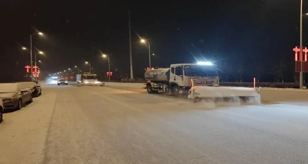 以雪为令，彻夜鏖战——朝阳环境集团道路机扫分公司全力保障城市畅通