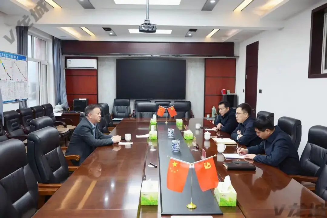 龙城区领导会见嘉兴温州商会客商