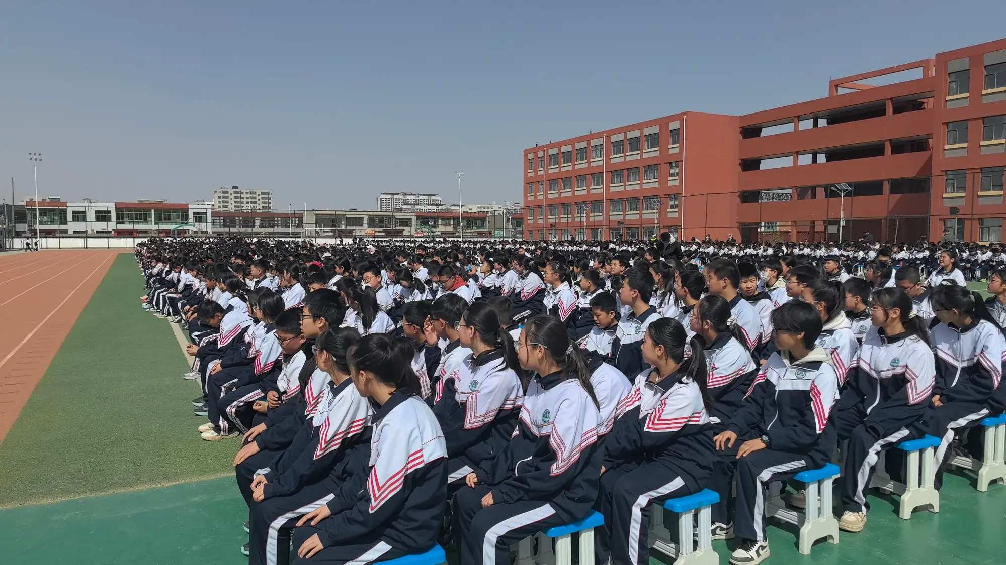 靖边：交通安全“开学第一课”遍地开花