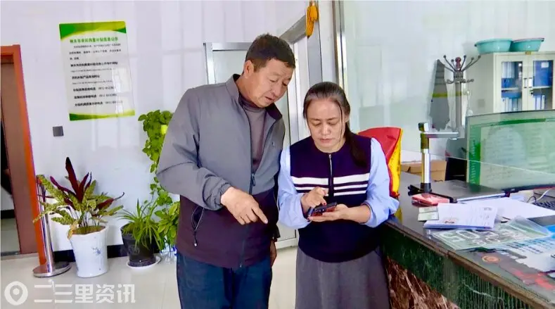 神木：春耕时节购机忙 惠农补贴暖民心