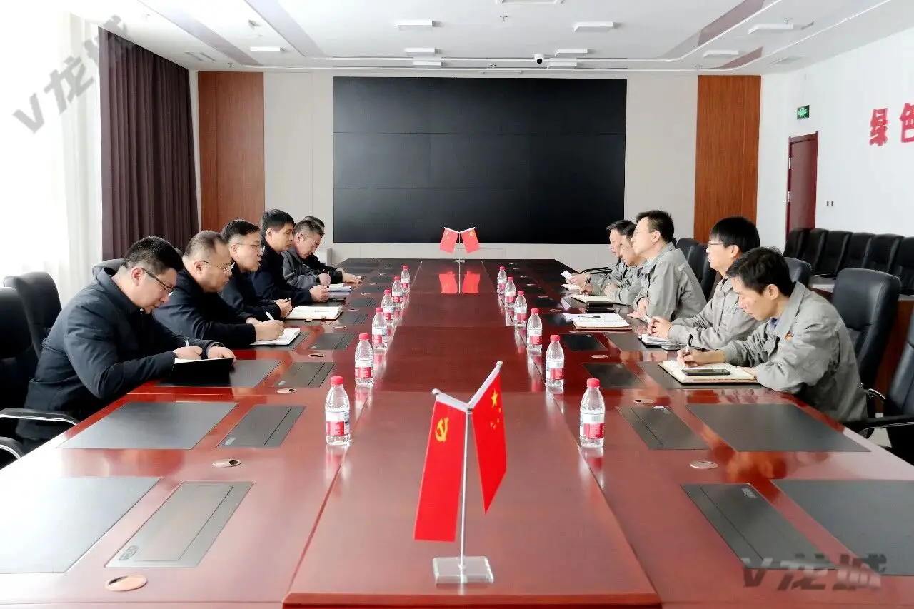 龙城区领导到区重点规上企业和项目现场办公