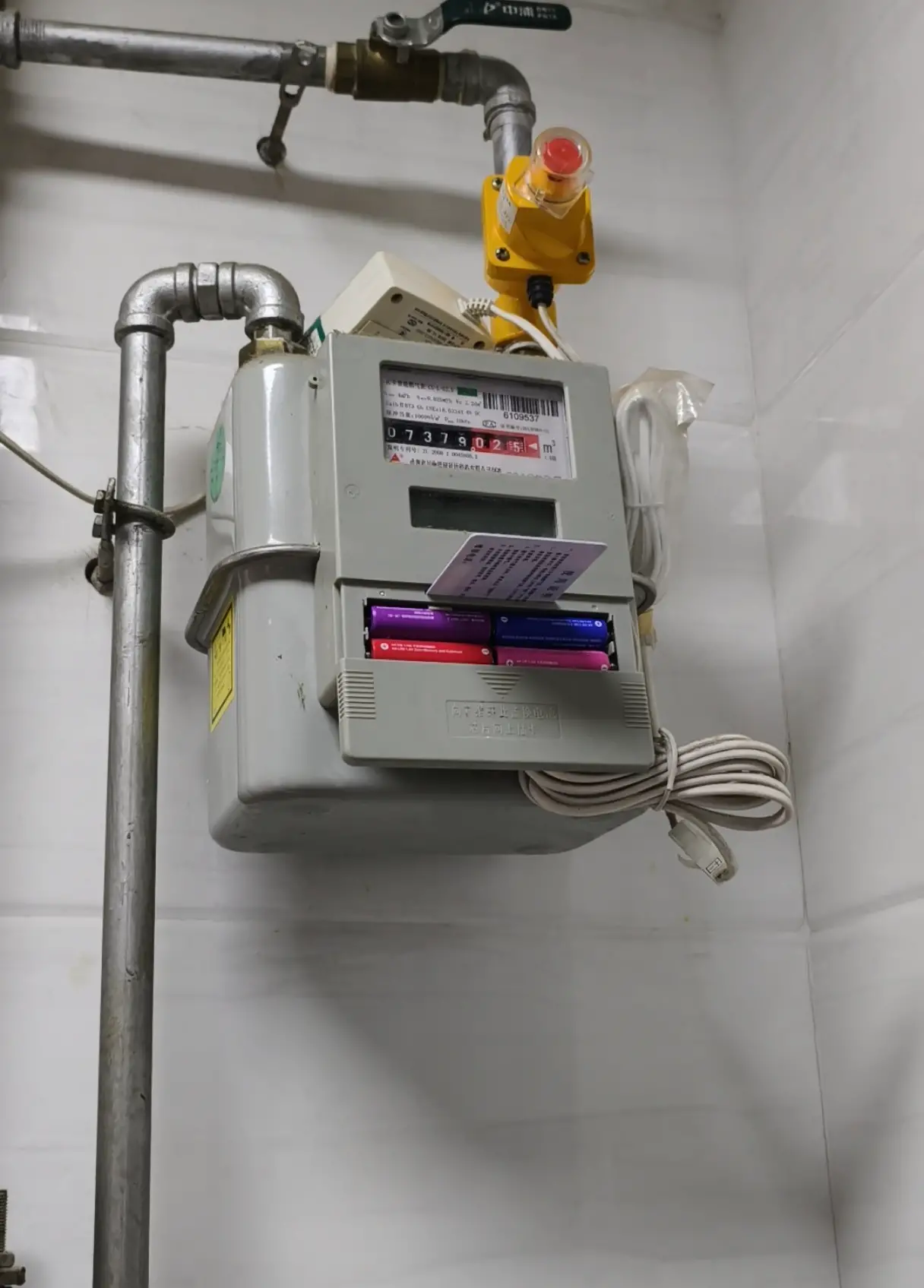 “用气量大于购气量”  渭南一业主被要求补缴346立方米天然气费 天然气公司：天然气表故障成“直通表”