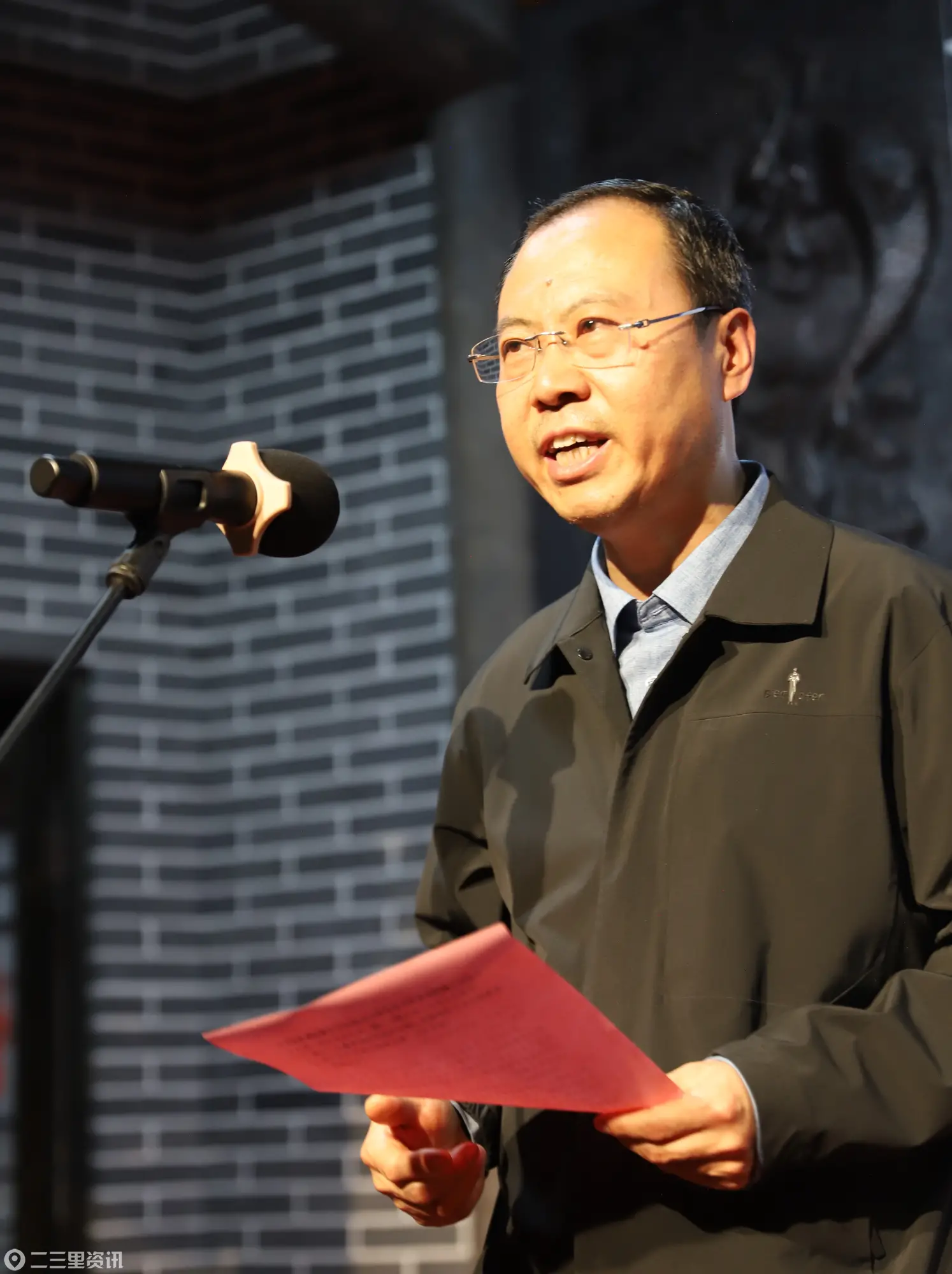 以书为媒话初心文心不负报乡梓  ——渭南籍作家李健散文集《心灯》家乡分享会圆满落幕