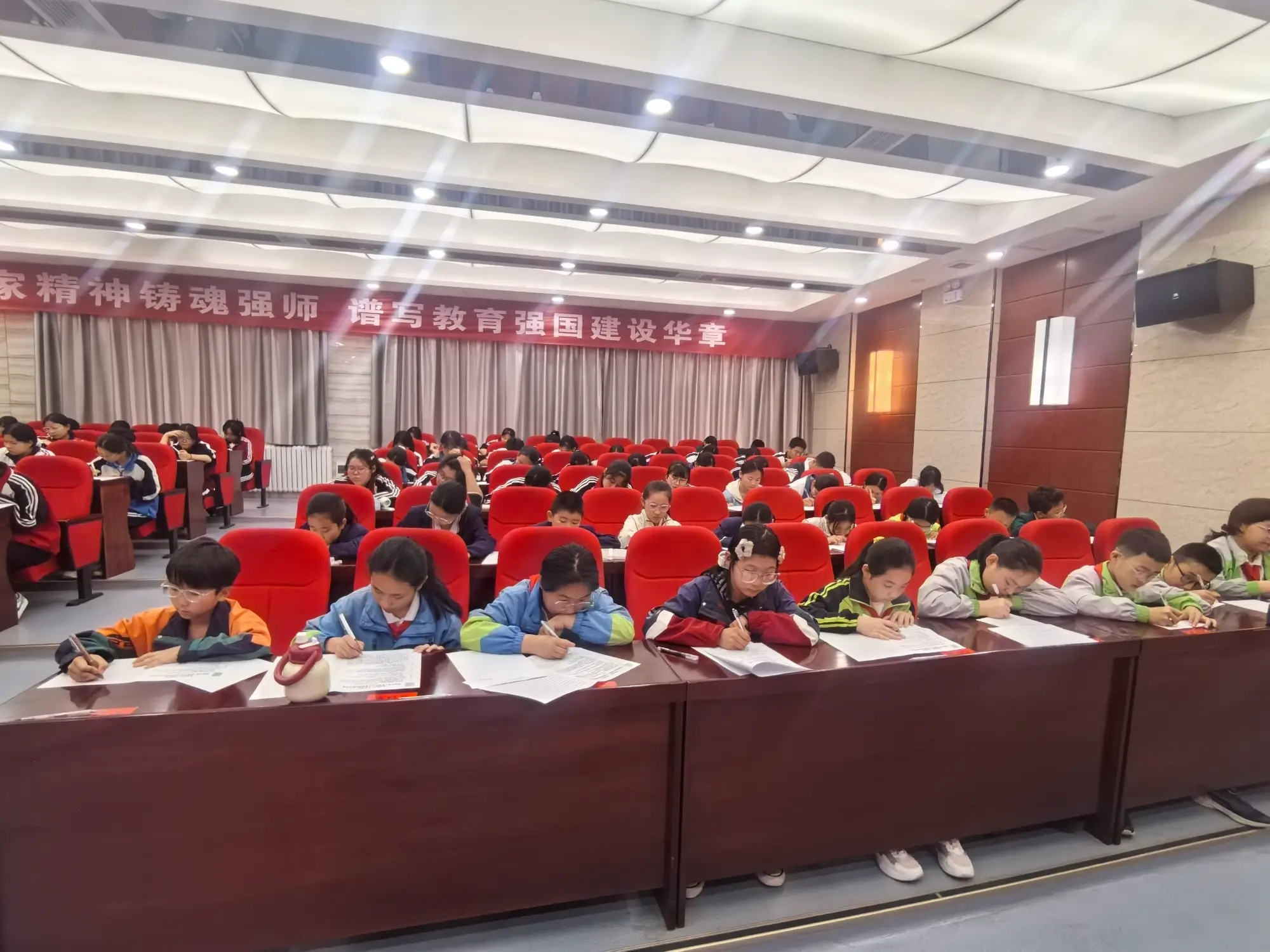 渭南市第十四届作文大赛全域启幕，白水百名学子同台竞文采