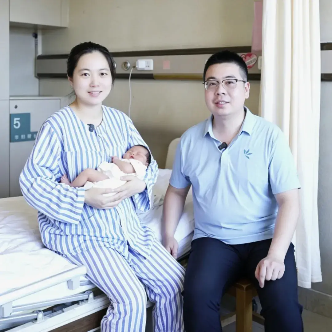 沈阳市妇婴医院：沈阳博士夫妻喜获千金，两代人同院出生续写家乡情缘