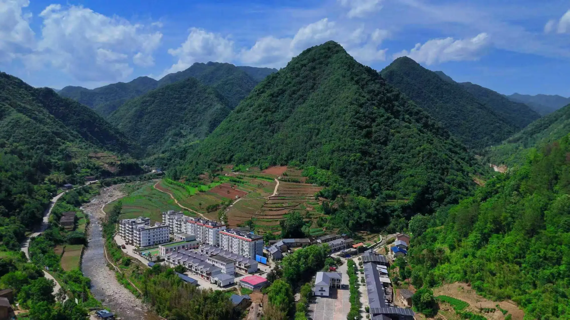 “恒源福地·原乡叶坪”发布会启幕 农文旅融合跑出乡村振兴加速度
