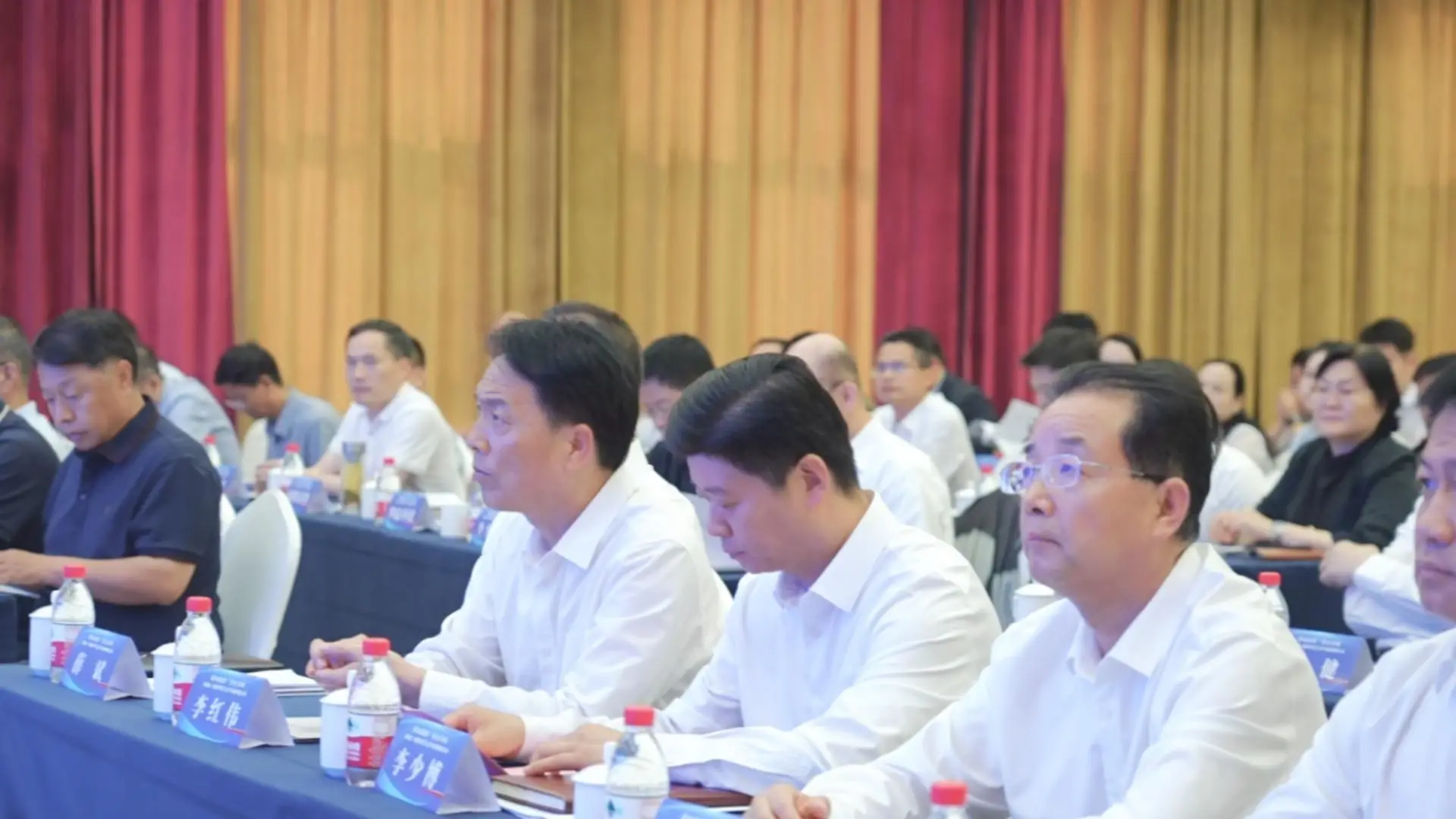 蒲城县·渭南经开区召开工业产业集群建设大会