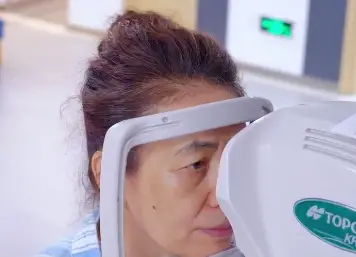 全国首批、辽宁省首例新一代全视程人工晶状体植入手术在大连何氏眼科医院实施