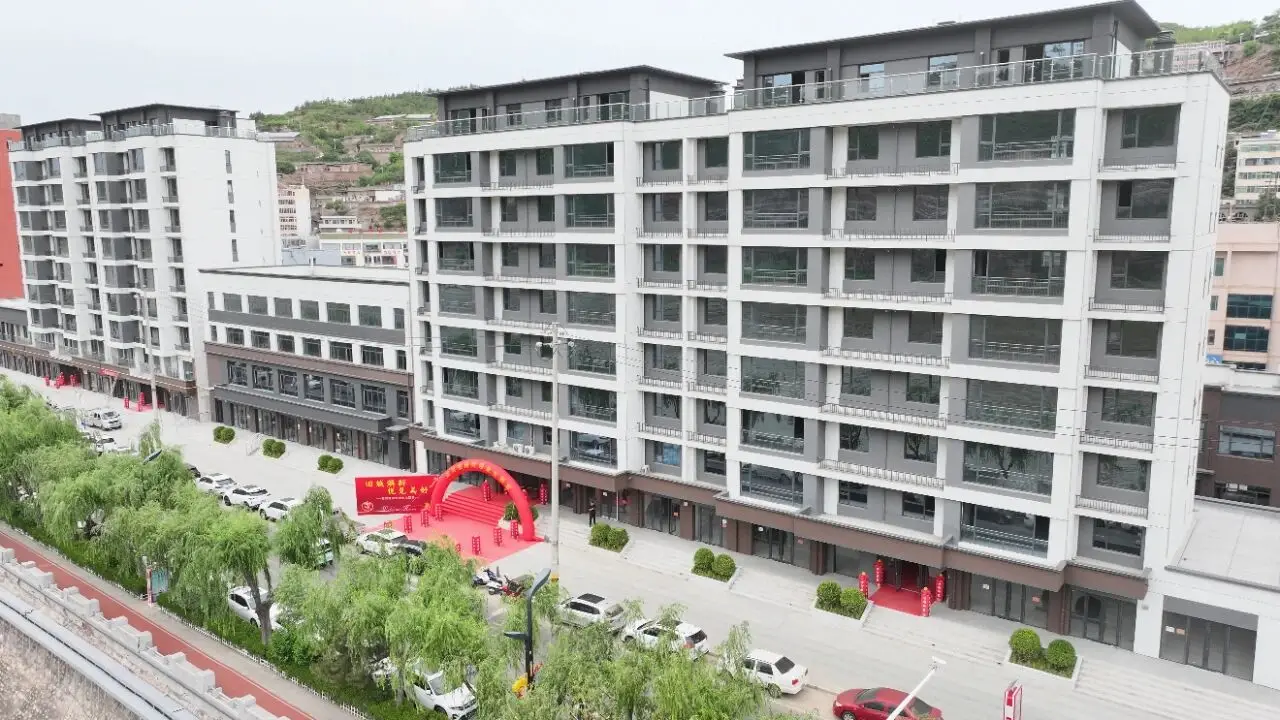 吴堡县老旧街区改造项目竣工  居民喜圆“安居梦”