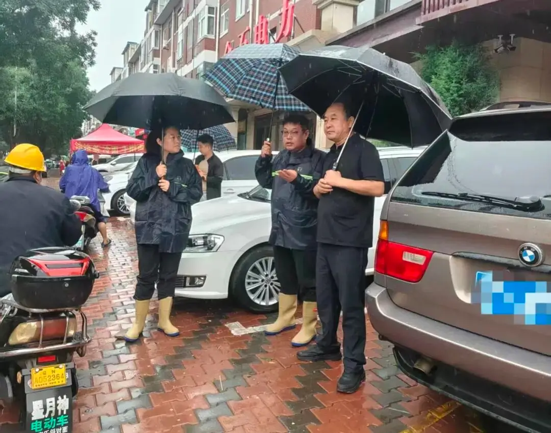 无惧风雨守一线，硬核排涝保民生——朝阳环境集团燕都市政公司全力护航城市出行平安