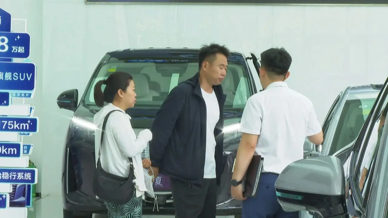 消费券“杠杆”撬动大市场——朝阳县汽车消费季活力迸发