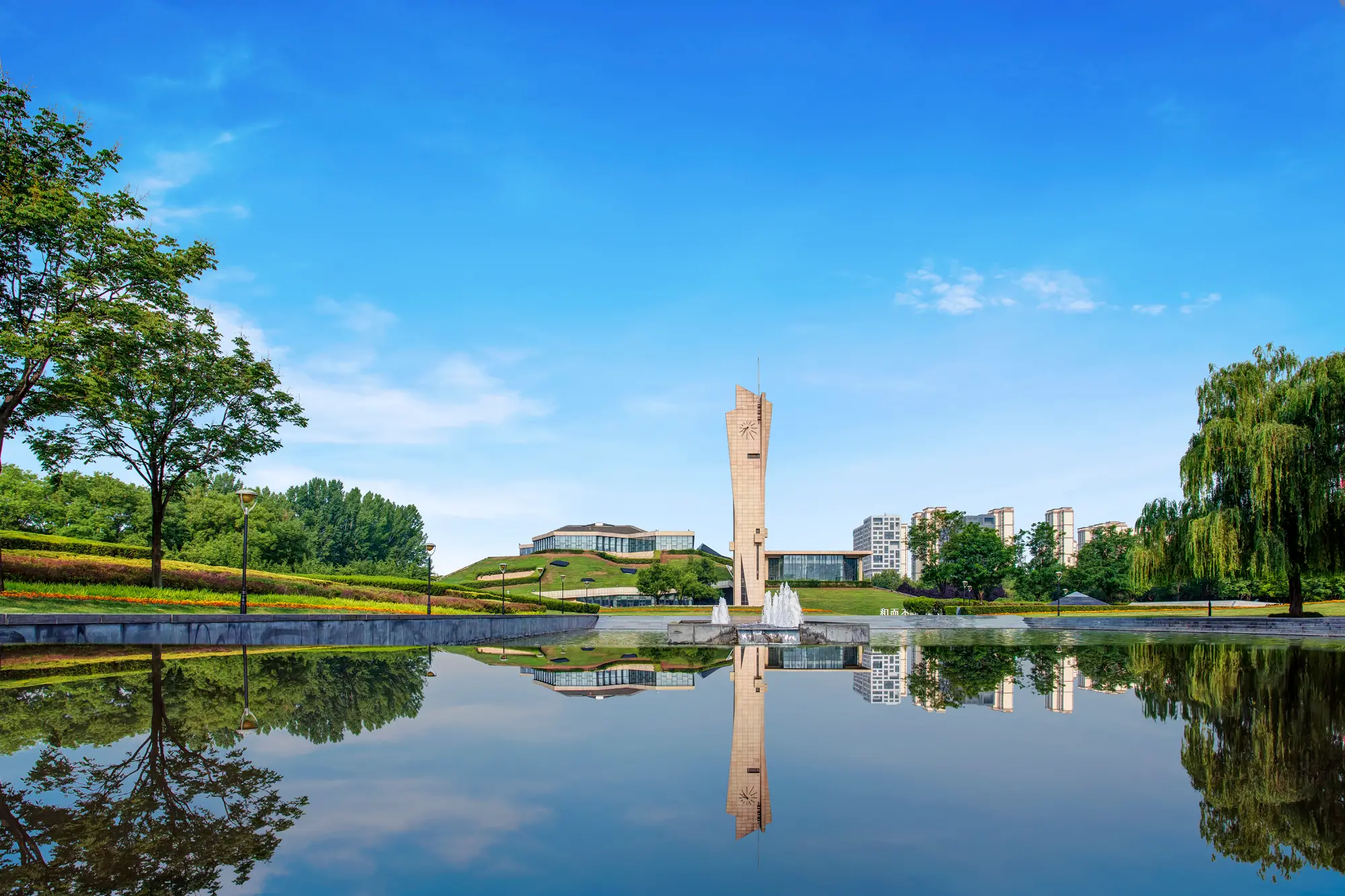 西安欧亚学院2026年最低录取分数线再创新高！